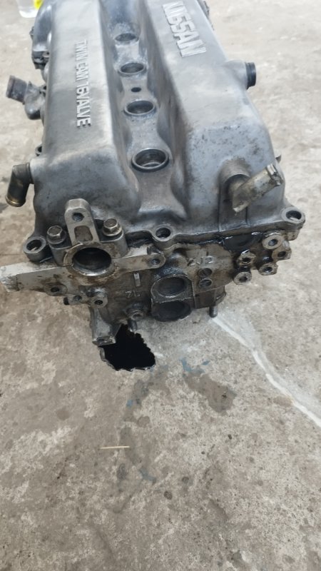 Головка блока цилиндров Nissan Primera P10