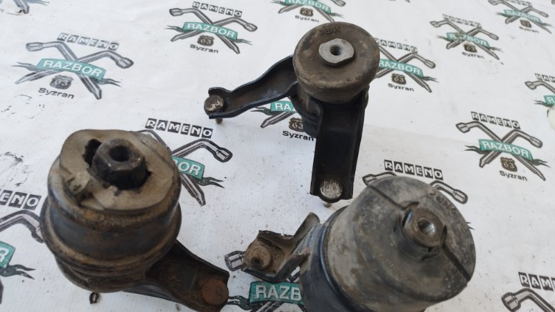 Подушка двигателя Toyota Camry ACV30