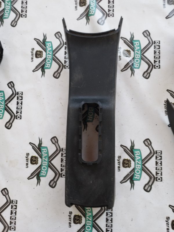 Консоль центральная Chery Amulet