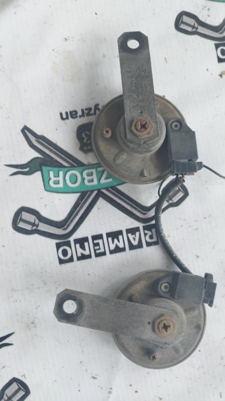Звуковой сигнал Toyota Prius 1998 NHW10