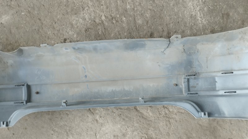 Бампер Toyota Prius 1998 NHW10