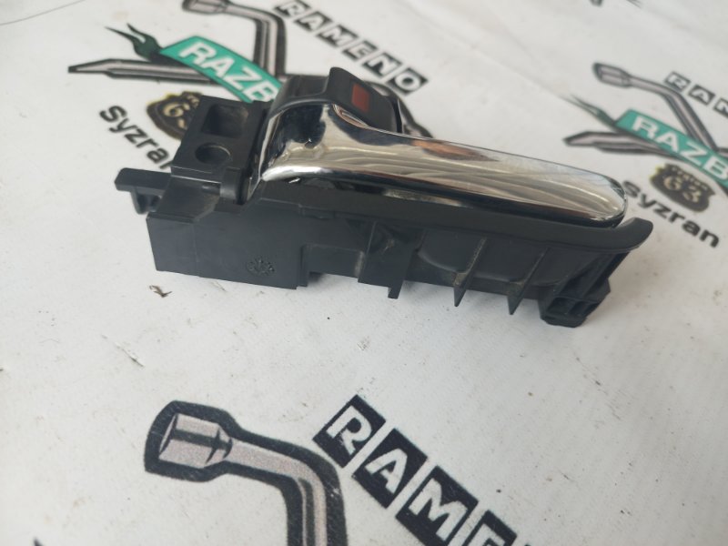 Ручка двери внутренняя Toyota Avensis T25