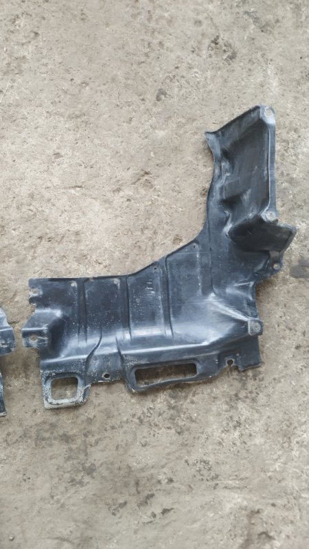 Защита двигателя Toyota Prius 1998 NHW10