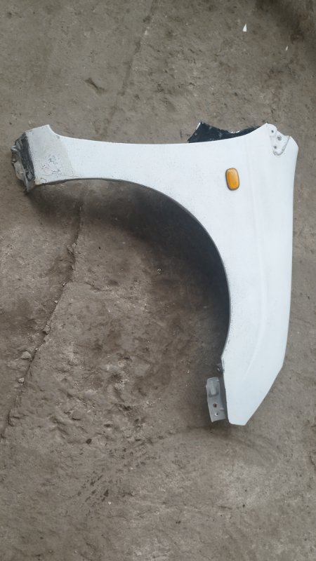 Крыло Toyota Prius 1998 NHW10