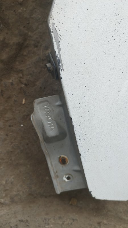 Крыло Toyota Prius 1998 NHW10