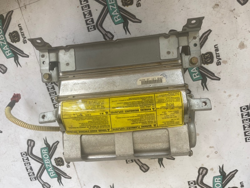 Подушка безопасности Mitsubishi Legnum BP4