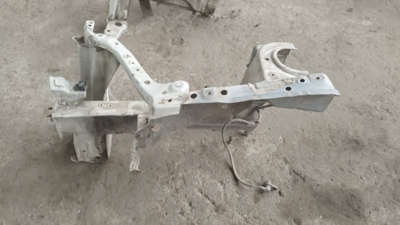 Nose cut Toyota Prius 1998 NHW10