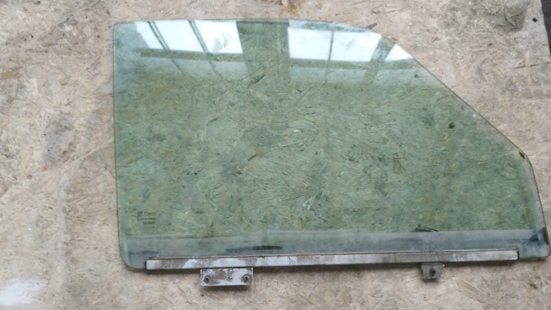 Стекло двери газ 31105 2006 105