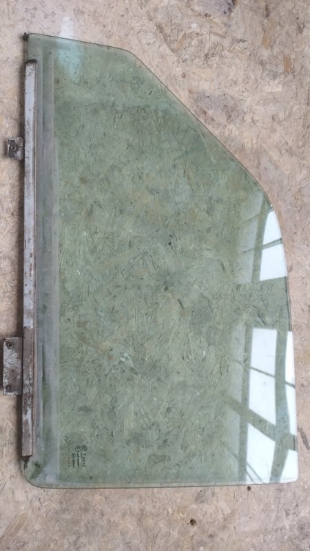 Стекло двери газ 31105 2006 105