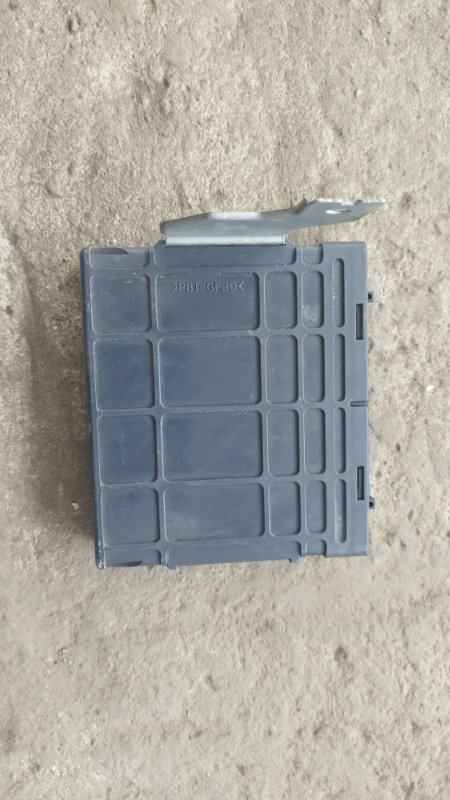 Блок управления двигателем Mitsubishi Legnum BP4