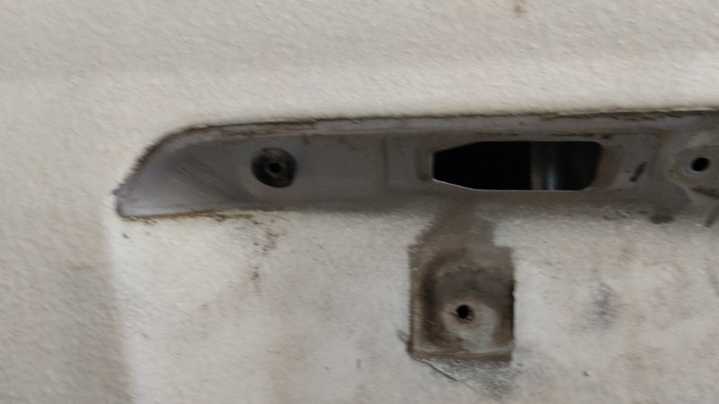 Крышка багажника Toyota Prius 1998 NHW10