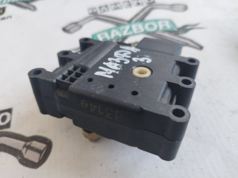 Сервопривод заслонок печки Mazda 3 BK