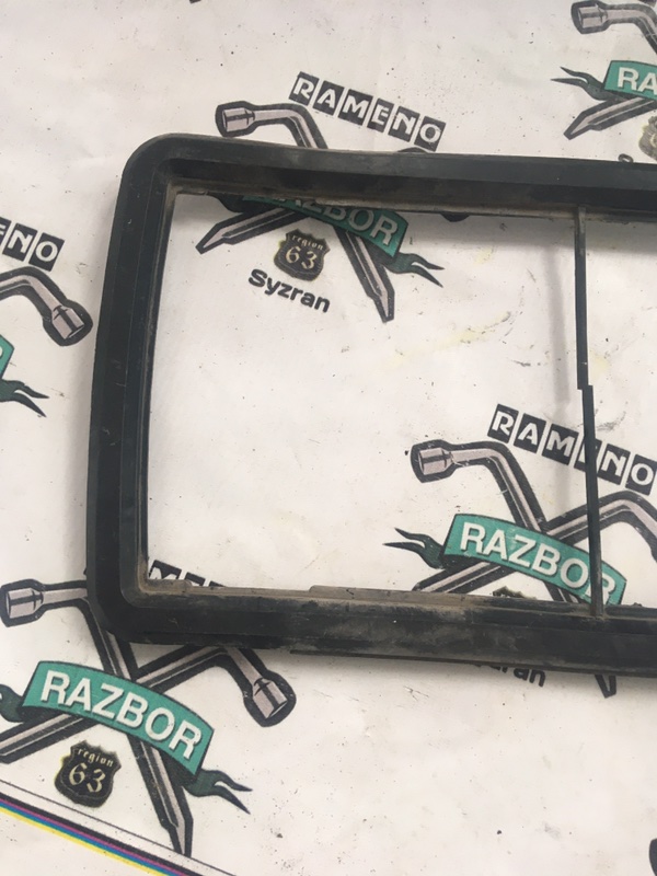 Решетка радиатора Lada 2106