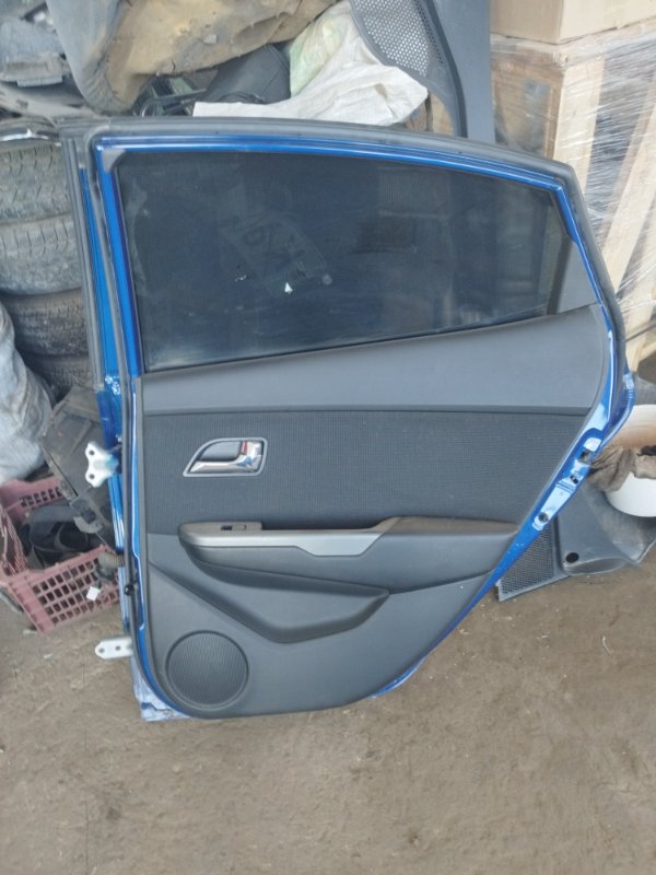 Дверь боковая Kia Rio 2012 3