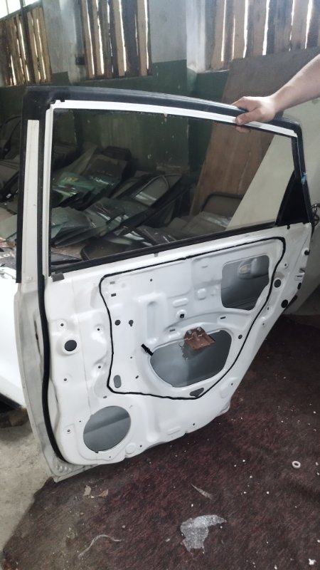 Дверь боковая Toyota Prius 2007 NHW20