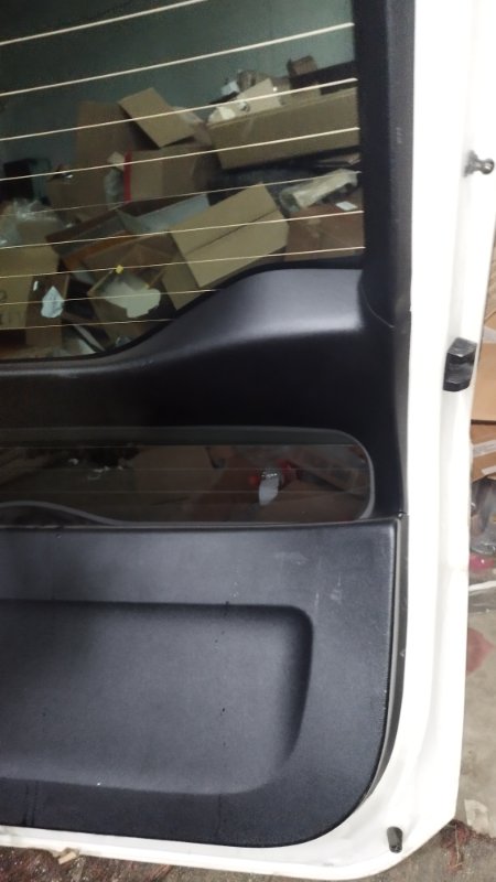 Крышка багажника Toyota Prius 2007 NHW20