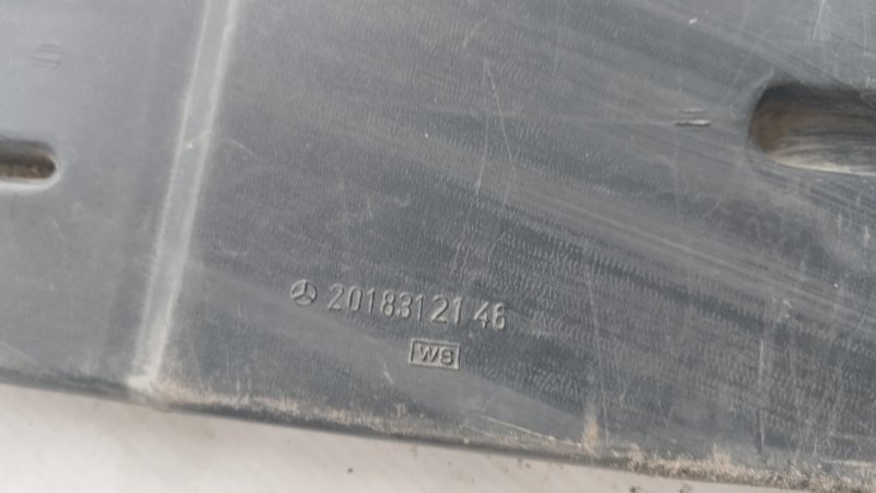 Воздуховод салона Mercedes-Benz 190 1989 w201