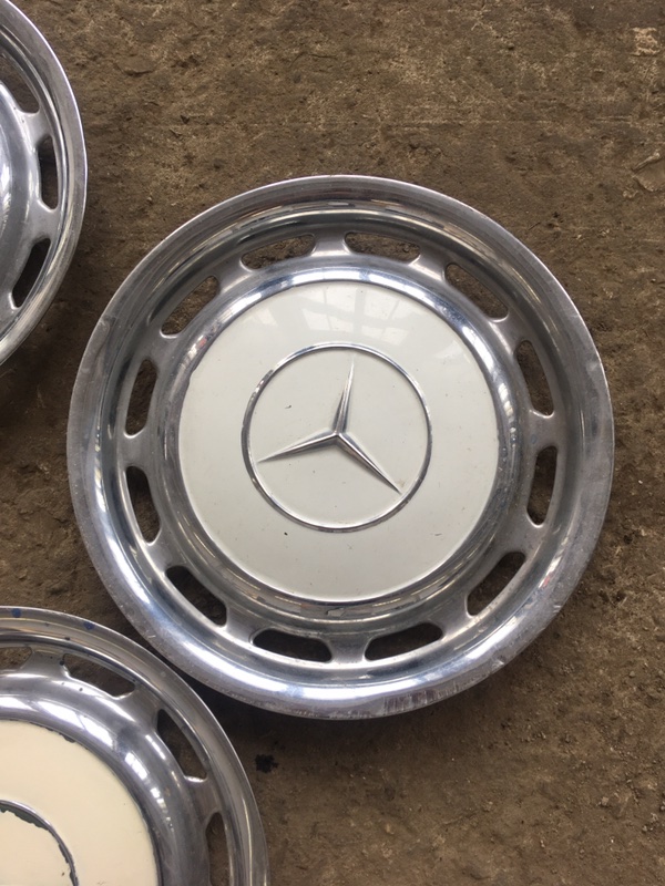 Колпак колеса Mercedes-Benz 123 1978 w123