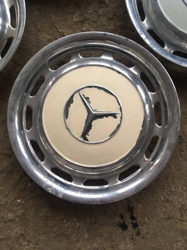 Колпак колеса Mercedes-Benz 123 1978 w123
