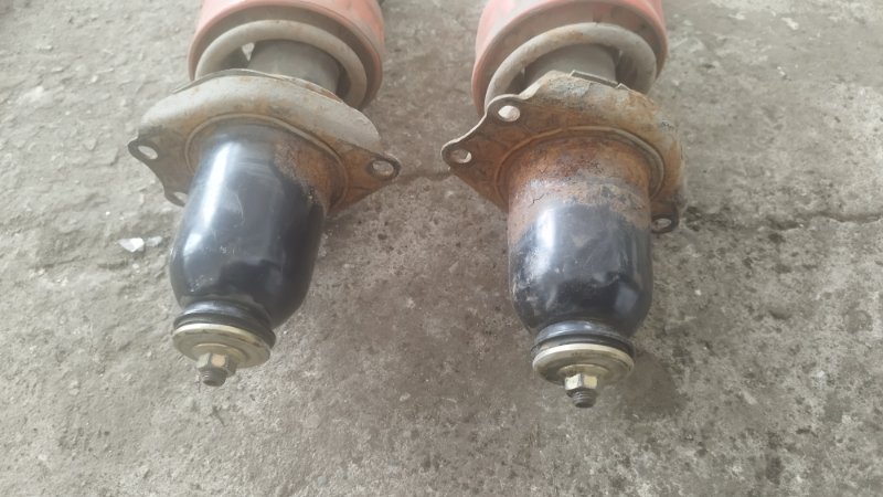 Опора стойки Toyota Prius 1998 NHW10