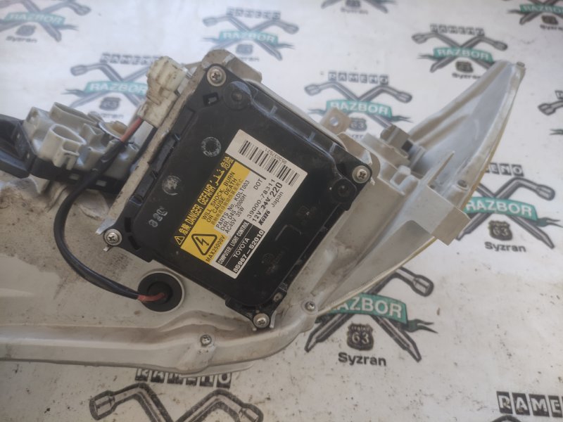 Фара ксеноновая Toyota Camry 2008 ACV 40