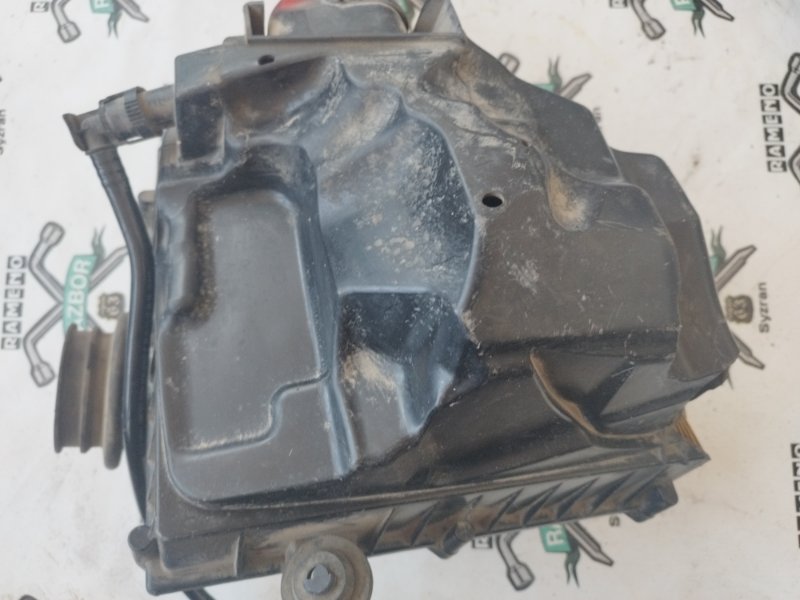 Корпус воздушного фильтра Ford Mondeo