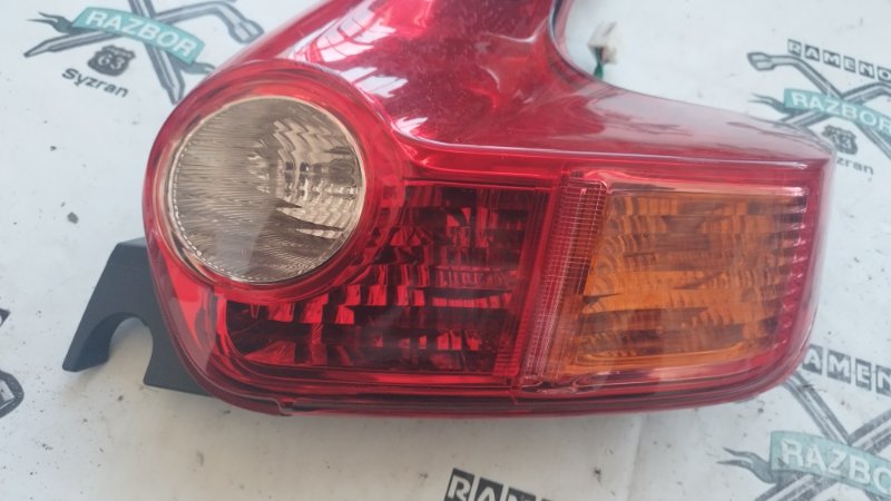 Стоп-сигнал Nissan Juke YF15