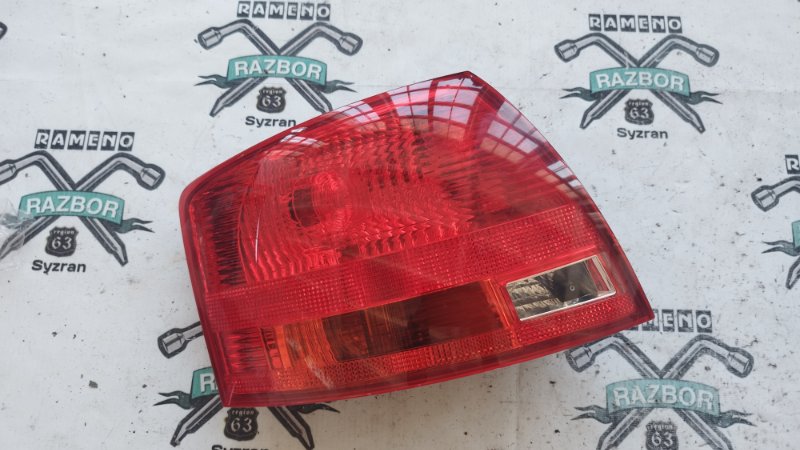 Стоп-сигнал AUDI A4