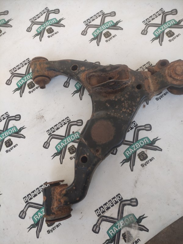Рычаг подвески нижний Toyota Land Cruiser Prado 2008 120