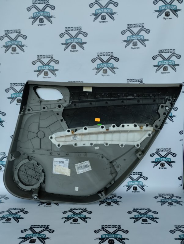 Обшивка боковой двери Peugeot 308 2008 308