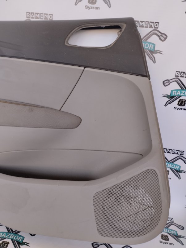 Обшивка боковой двери Peugeot 308 2008 308