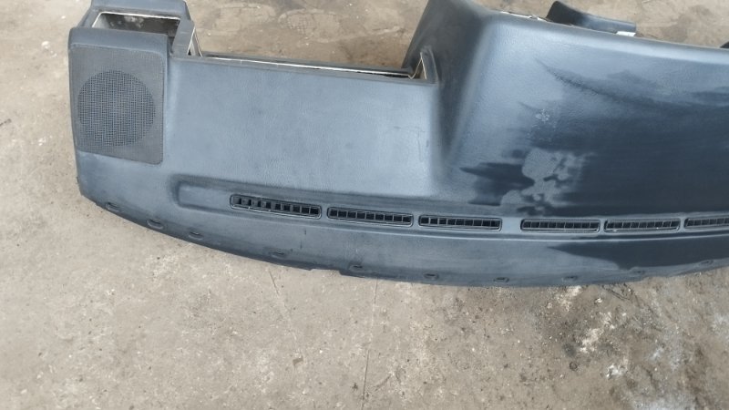 Торпедо Volkswagen Passat 1989