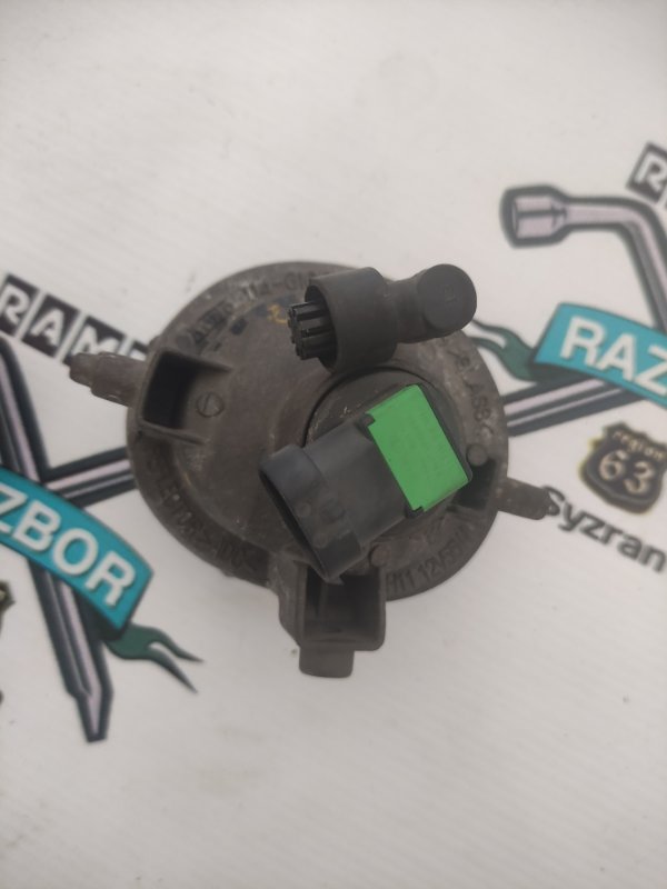 Фонарь противотуманный Mazda 3 2006 BK