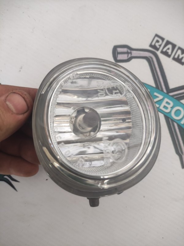 Фонарь противотуманный Mazda 3 2006 BK