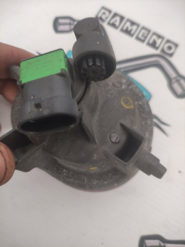 Фонарь противотуманный Mazda 3 2006 BK