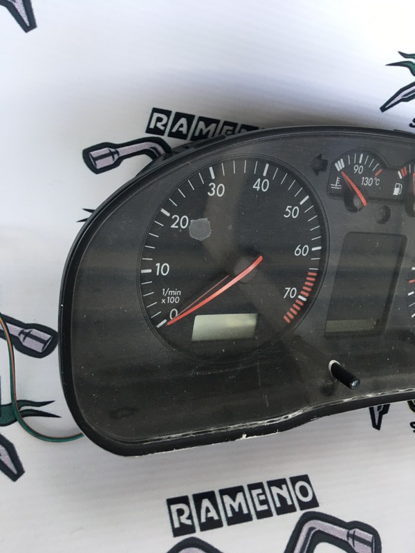Панель приборов Volkswagen Passat 1998 B5