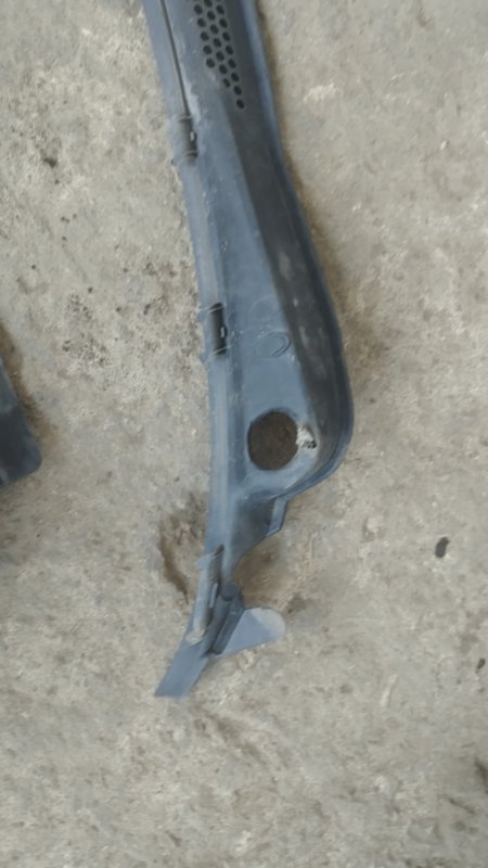 Водосток Peugeot 406 1999 8B