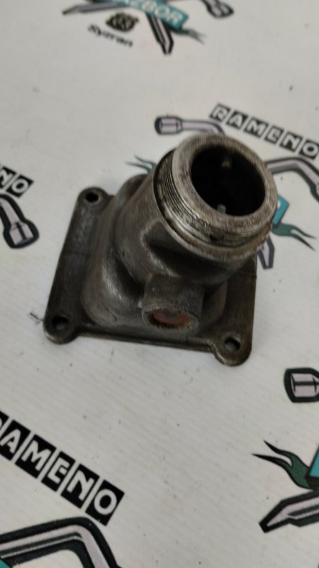 Крышка МКПП