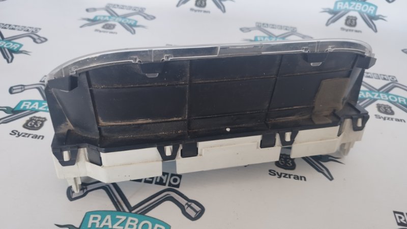 Панель приборов Nissan Serena 2006 с25