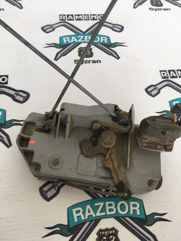 Замок боковой двери Peugeot 406 1999 8B