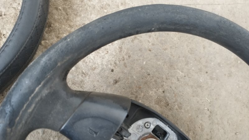 Руль Volkswagen Golf 2