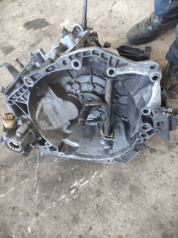 МКПП Peugeot 406 1999 8B
