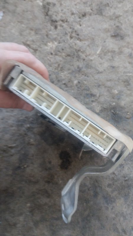 Блок управления Toyota mark 2