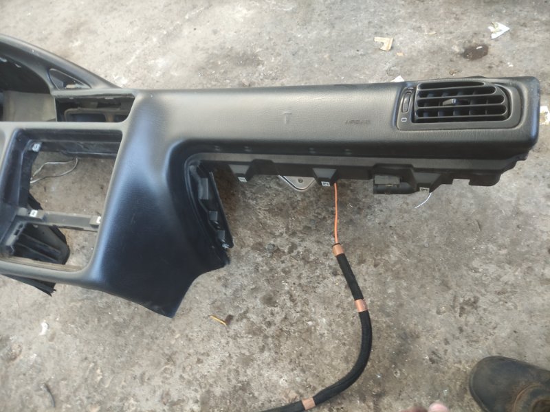 Торпедо Peugeot 406 1999 8B