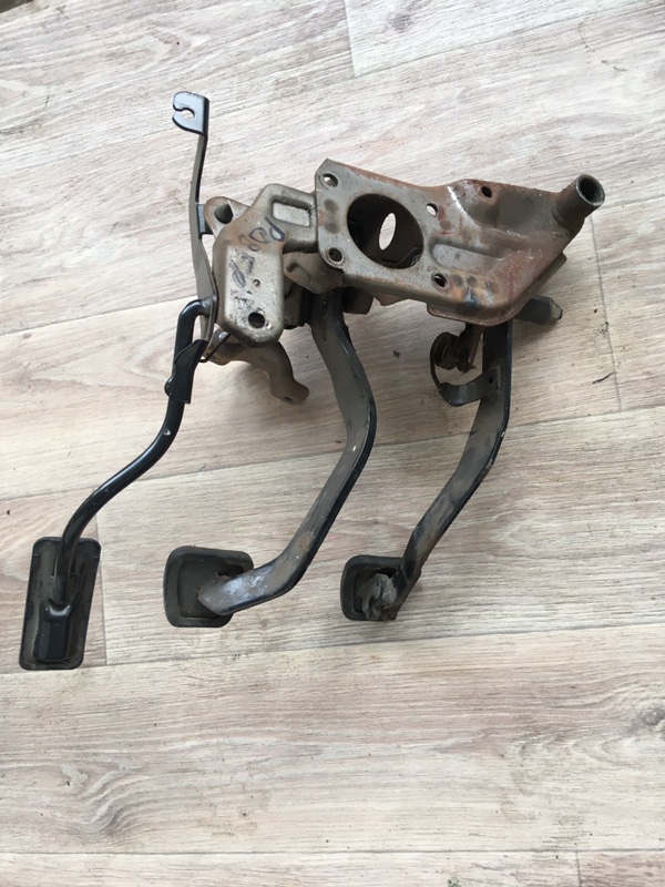 Блок педалей Rover 200