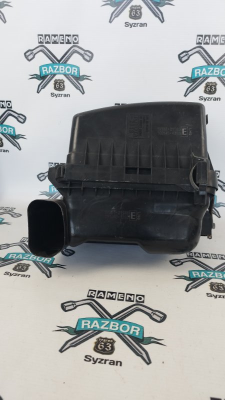 Корпус воздушного фильтра Toyota Corolla Fielder NZE144