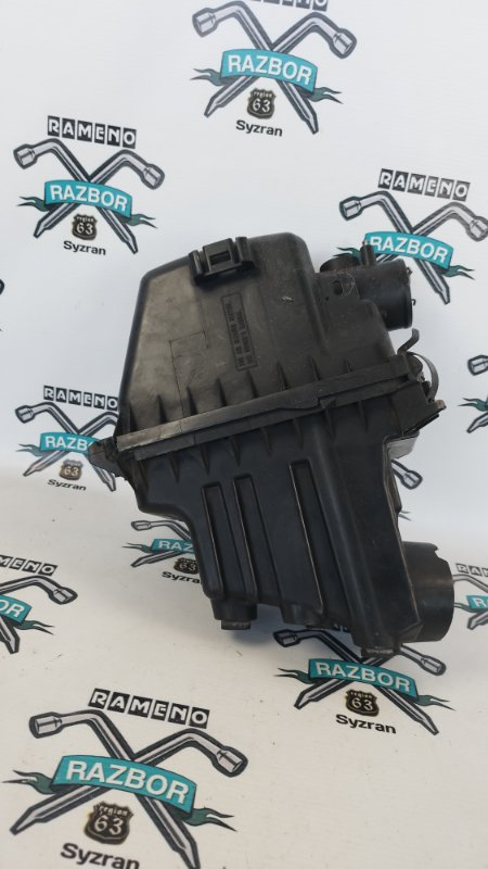 Корпус воздушного фильтра Toyota Probox NCP51