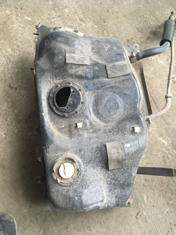 Бак топливный Toyota Prius 1998 NHW10