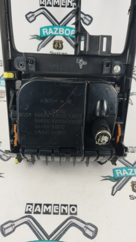 Накладка на торпедо Toyota Camry 2008 ACV 40