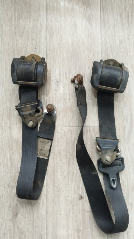 Ремень безопасности Mercedes-Benz 190 1989 w201